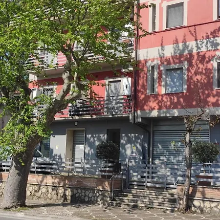 La Casa Tra Gli Alberi